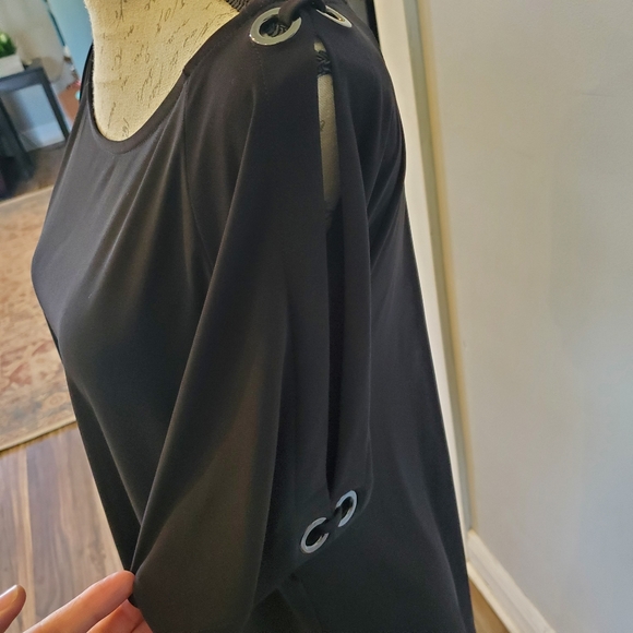 Red Coral womans black split shoulder tunic sz M - Picture 4 of 9